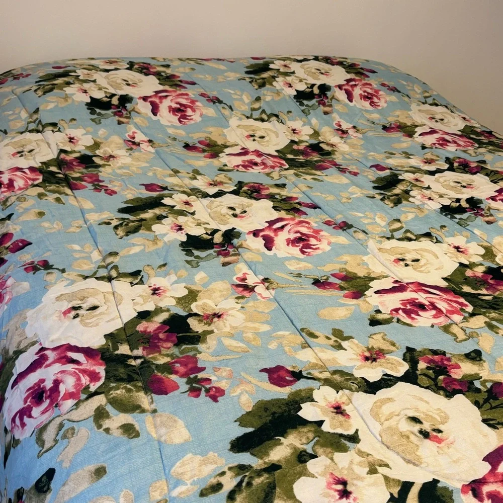 Vintage Comforter Elegant Floral Bedspread Cottage Vintage Quilt Pink Cream Rose